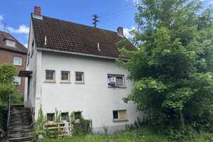 Freistehendes Haus mit Garten in guter Lage
 – Pfalzgrafenweg 28, 55765 Birkenfeld (Kreis) – Vorschaubild 1