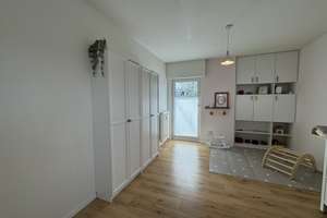 215qm, 7 Zimmer, 2 Balkone, 2 Parkplätze, neue EBK, Bad & Dusche – Hohenbudbergerstr 133, 47229 Friemersheim, Duisburg – Vorschaubild 13