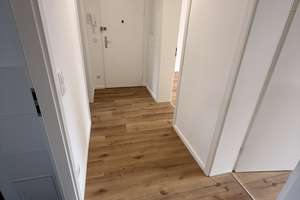 BOCKENHEIM/LEIPZIGER STR.: ERSTBEZUG n. SANIERUNG: 3-ZW im 4.OG m. West-Balkon, Einbauküche, TL-Bad – Die vollständige Adresse der Immobilie erhältst du vom Anbieter., 60487 Bockenheim, Frankfurt am Main – Vorschaubild 6