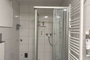 RESERVIERT!!! Attraktive 2-Zimmer Wohnung im 5. OG mit Aufzug in Wiesbaden-Mitte – Seerobenstraße 9, 65195 Westend / Bleichstraße, Wiesbaden – Vorschaubild 4