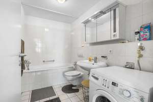 3-Zimmer-Wohnung mit Concierge-Service, zwei Bädern und Balkon zum ruhigen Innenhof – Die vollständige Adresse der Immobilie erhältst du vom Anbieter., 10435 Prenzlauer Berg, Berlin – Vorschaubild 6