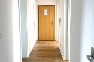 +++Frisch saniert+++helles DG mit familienfreundlichem Zuschnitt und Balkon+++ – 39112 Leipziger Straße, Magdeburg – Vorschaubild 3