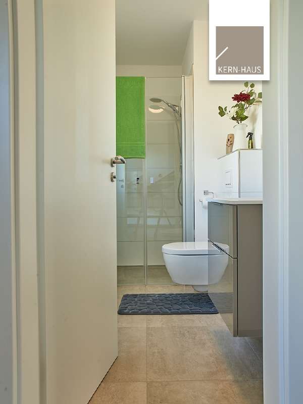 Immobilie in Uhlstädt-Kirchhasel - Kubische Extravaganz auf großzügigem Grundstück mit Fernblick zum historischen Luisenturm - Bild 1