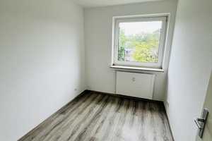 Gepflegte,  großzügig geschnittene 4 Zimmer Wohnung mit Balkon – Meerkamp 20, 45327 Essen – Vorschaubild 6