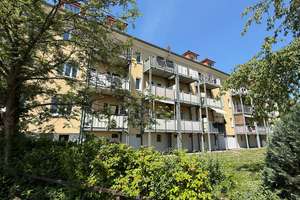 ++ sichere Kapitalanlage zum Einsteigerpreis - gut vermietet, Balkon ++ – Bodenbacher Straße 98, 1277 Seidnitz/Dobritz, Dresden – Vorschaubild 1