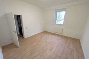 Helle 4-Zimmer-Dachgeschosswohnung mit hohen Decken - gut angebunden & zentral in Sonnborn – Sonnborner Str. 42, 42327 Elberfeld West, Wuppertal – Vorschaubild 9