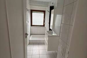 3-Zimmer-Wohnung in Stuttgart-Luginsland – ca. 80 m² in ruhiger & idyllischer Lage – Die vollständige Adresse der Immobilie erhältst du vom Anbieter., 70327 Flohberg, Stuttgart – Vorschaubild 2