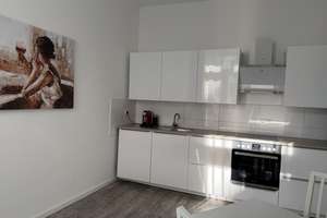 klimatisiert, löffelfertig vollständig möbliert und renoviert, 2 Zi, KDB und Balkon – Röhrenstraße 1, 40472 Rath, Düsseldorf – Vorschaubild 13