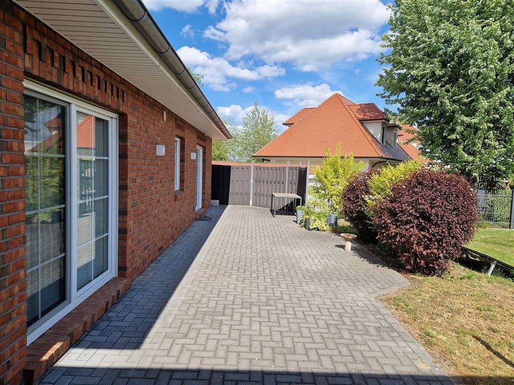 Immobilie in Kirchdorf - Junger stilvoller Bungalow, Bj. 2016, Solar, Kamin, Gute Lage. Sofort Verfügbar
 - Bild 4