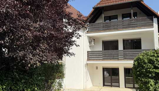 Bild von Elegantes Reihenmittelhaus mit 6 Zimmern für Familien in Friedrichsdorf!