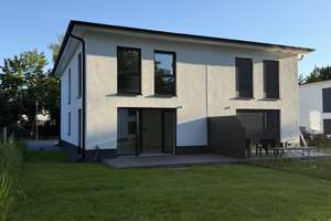 Ihr Traumhaus wartet: Exklusive Neubau-Doppelhaushälfte – luxuriös & sofort bezugsfertig – Die vollständige Adresse der Immobilie erhältst du vom Anbieter., 15827 Blankenfelde-Mahlow – Vorschaubild 8