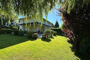 Doppelhaus mit hervorragenden Energiewerten  in bester Lage!