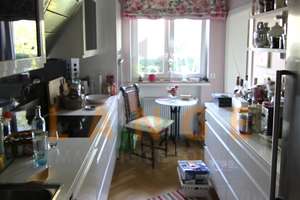 FREISTEHENDES 3 PARTEIEN-
HAUS IN RHEINNÄHE:::
GUTE AUSSTATTUNG:::
4 STELLPLÄTZE:::1 WOHNUNG FREI – Am Büchel 100a, 53173 Plittersdorf, Bonn – Vorschaubild 5