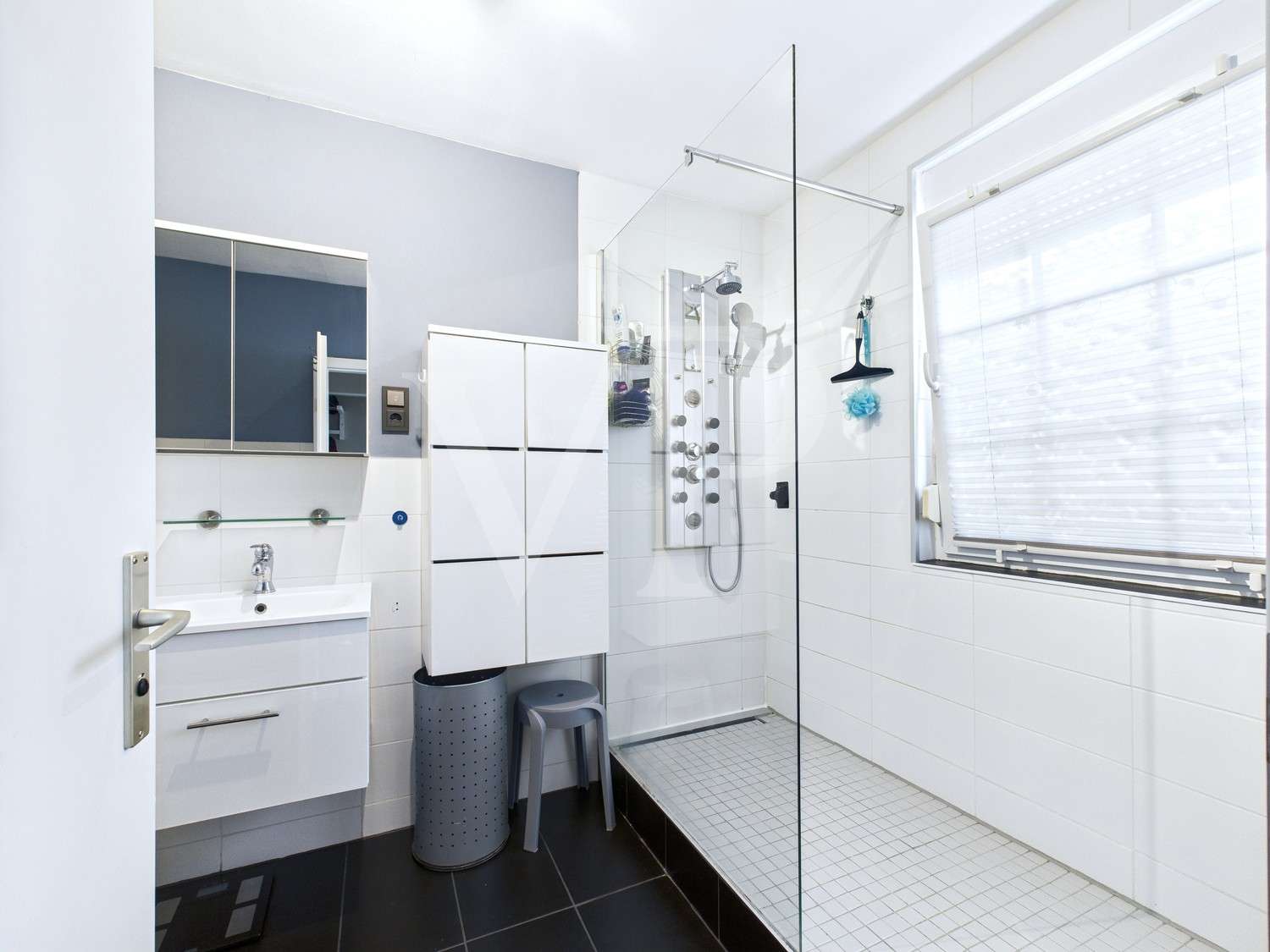 Immobilie in Hage - Heimvorteil - Gemütliche Bungalow-Doppelhaushälfte im Ferienpark Berum - Bild 0