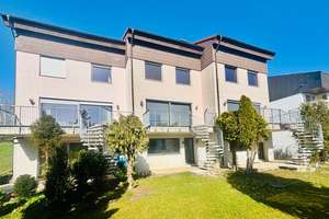 Viel Platz und Ruhe: 6-Zimmer-Reihenmittelhaus am Feldrand von Warmbronn zur Miete