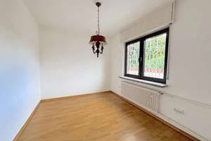 Gepflegtes Einfamilienhaus mit Garten und Wintergarten in Mörfelden-Walldorf – Die vollständige Adresse der Immobilie erhältst du vom Anbieter., 64546 Mörfelden-Walldorf – Vorschaubild 6