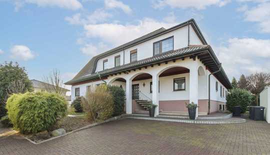 Bild von Gehoben und gepflegt: MFH mit 3 Wohneinheiten und Garten in familienfreundlicher Lage von Dornheim