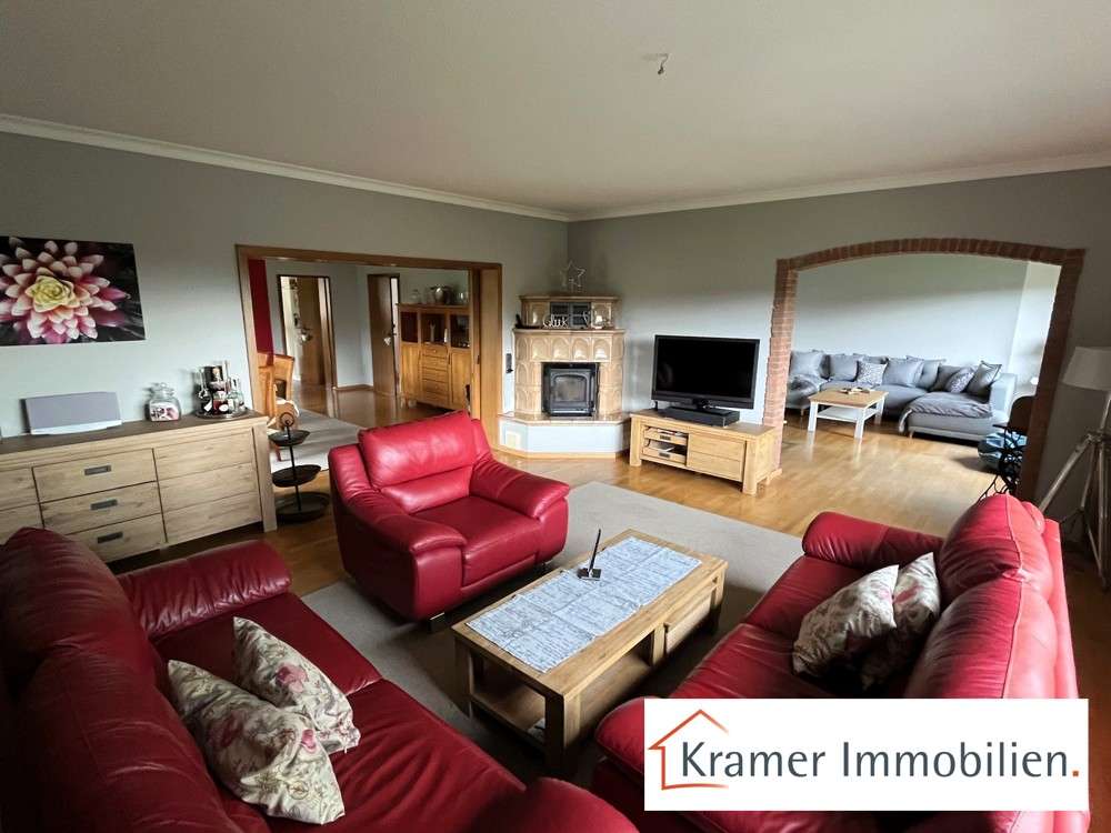 Immobilie in Varel - ### EINE GUTE HAUSBEUTE - in Hafennähe ! ### - Bild 4