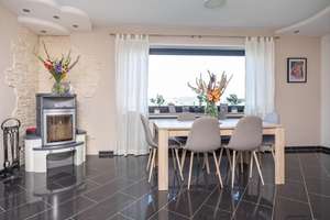 Exklusiver freistehender Bungalow mit Einliegerwohnung, Fernblick, Doppelgarage & großem Garten – Krappelroth 29, 66839 Schmelz – Vorschaubild 5