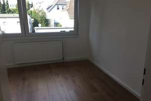 Citynahe ruhig gelegene 3-Zimmer-Wohnung mit Balkon in Südausrichtung – Die vollständige Adresse der Immobilie erhältst du vom Anbieter., 42651 Solingen-Mitte, Solingen – Vorschaubild 7