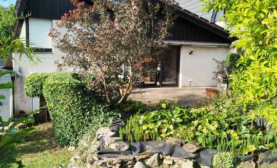 Reihenhaus mit Einfamlienhaus-Charakter inkl. Einliegerwohnung