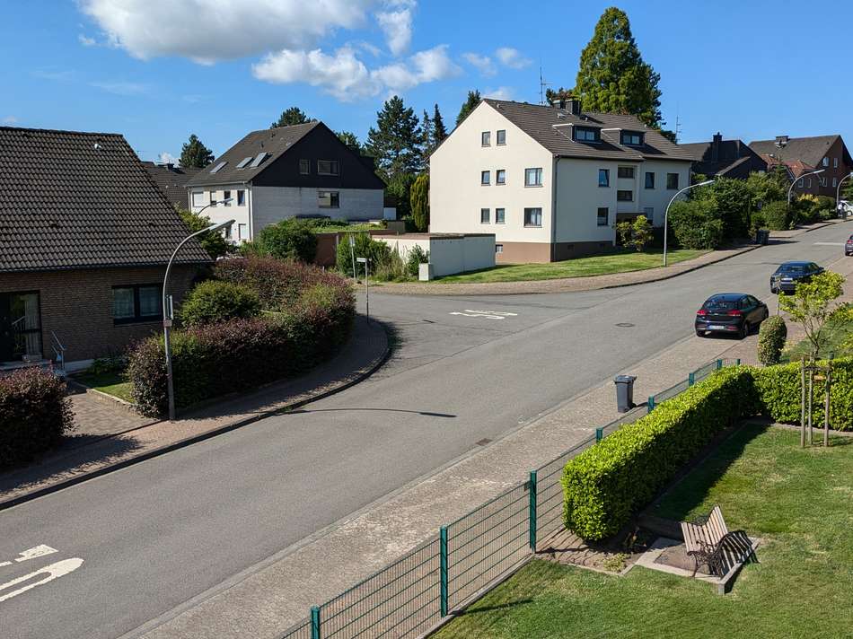 Blick Schlafzimmer 2 f