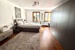 Großzügige Altbauwohnung in bester Innenstadtlage – Die vollständige Adresse der Immobilie erhältst du vom Anbieter., 93047 Innenstadt, Regensburg – Vorschaubild 3