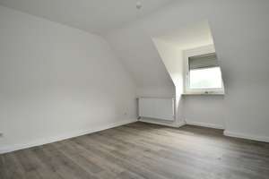 Renovierte Dachgeschosswohnung sucht netten Mieter! – Höchstestraße 13, 45883 Heßler, Gelsenkirchen – Vorschaubild 8