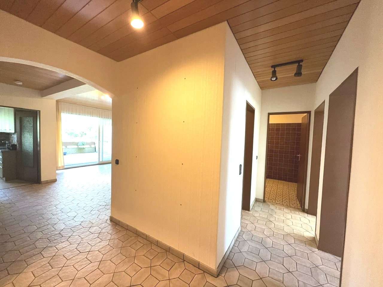 Praktisch geschnittene Wohnung in Bochum- Höntrop- individuell gestaltbar, Bochum – Bild 3