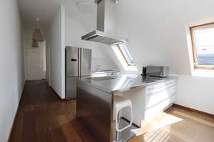PENTHOUSE MIT GROSSER TERRASSE - AUFZUG & PARKETT - URBANER LIFESTYLE  IM SIMON DACH KIEZ – Simon-Dach-Str. 14, 10245 Friedrichshain, Berlin – Vorschaubild 9
