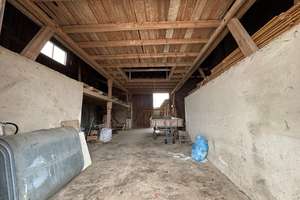 Rgbg.-Kneiting: Großes EFH zum Sanieren oder 7 neue Häuser bauen – Die vollständige Adresse der Immobilie erhältst du vom Anbieter., 93049 Westenviertel, Regensburg – Vorschaubild 19