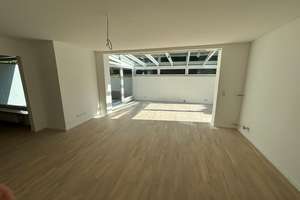 Komplett NEU RENOVIERTE 4,5-Zi-Whg. mit NEUER EINBAUKÜCHE,  Wintergarten Terrasse – Die vollständige Adresse der Immobilie erhältst du vom Anbieter., 70569 Kaltental, Stuttgart – Vorschaubild 10