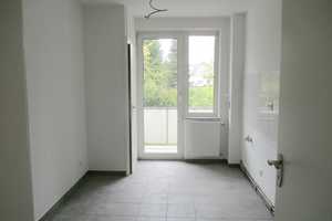 Freundliche 3-Zimmer-Wohnung mit 2 Balkonen in Krefeld – Nordstraße 9, 47798 Krefeld – Vorschaubild 9