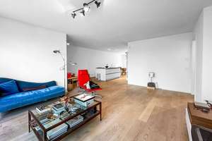 Exklusives Wohnen nahe der Königsallee – stilvolle Wohnung mit Terrasse und Tiefgarage – Jahnstraße 1, 40215 Friedrichstadt, Düsseldorf – Vorschaubild 4