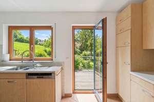 Property thumbnail 36