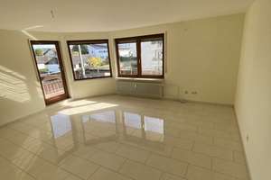 Gepflegte 3-Zimmer-Wohnung mit Balkon und Einbauküche in Pforzheim – Die vollständige Adresse der Immobilie erhältst du vom Anbieter., 75173 Südweststadt, Pforzheim – Vorschaubild 2