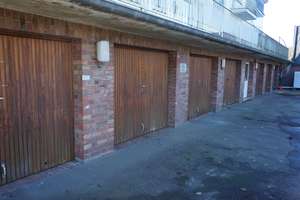 gepflegtes Mehrfamilienhaus mit 8 Wohneinheiten und 7 Garagen, vollvermietet in Sackgasse – Die vollständige Adresse der Immobilie erhältst du vom Anbieter., 42289 Heckinghausen, Wuppertal – Vorschaubild 9