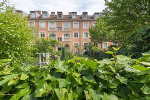 Schwabing / Alte Heide: Gartenstadtwohnung mit neuem Bad und optionalem TG-Stellplatz
