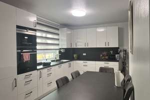 Exklusive Penthouse Wohnung mit 135 m², Dachterrasse, umlaufendem Balkon & KfW-70-Standard – 63071 Lichtenplatte, Offenbach am Main – Vorschaubild 6