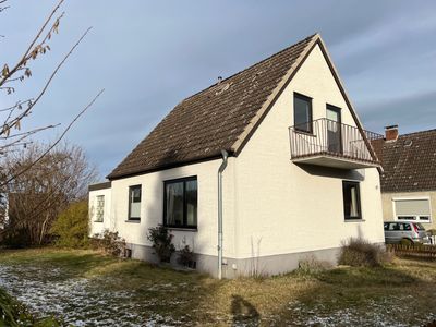 Freistehendes Einfamilienhaus nebst Garage  in ruhiger Lage