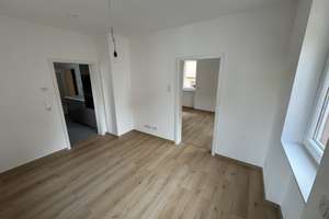 Charmantes Reiheneckhaus in der Weinheimer Altstadt – 5 ZKB & 1 Garage – Die vollständige Adresse der Immobilie erhältst du vom Anbieter., 69469 Weinheim – Vorschaubild 2