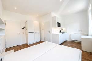 Erstbezug: möblierte Design-Apartments in Niefern | All-in inkl. Heizung, Strom & Internet – Hauptstraße 72, 75223 Niefern-Öschelbronn – Vorschaubild 1