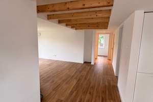 Exklusiver Erstbezug: Neue 3 ZKB DG-Wohnung (KfW 40) mit Balkon, EBK & Stellplatz in BI-Brake – Nadefeld 13, 33729 Heepen, Bielefeld – Vorschaubild 5