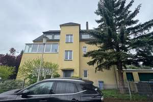 Familienfreundliche 3-Zimmer-Wohnung mit Einbauküche, drei Balkonen und Venusbergausblick