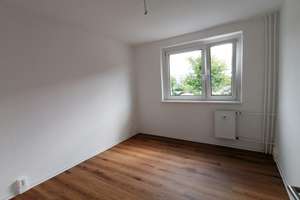 Sanierte 2,5-Raum-Wohnung im Neustädter Feld mit Balkon – Ringfurther Weg 16, 39128 Neustädter Feld, Magdeburg – Vorschaubild 5