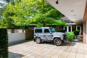 GROßZÜGIGE LANDHAUSVILLA MIT PARKGRUNDSTÜCK UND POOL – Die vollständige Adresse der Immobilie erhältst du vom Anbieter., 40667 Meerbusch – Vorschaubild 6
