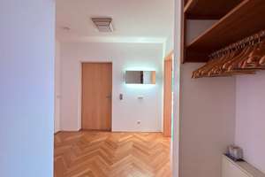 Penthouse mit 3 Zimmer in Nikolassee -  Fahrstuhl direkt in die Wohnung – Die vollständige Adresse der Immobilie erhältst du vom Anbieter., 14129 Nikolassee, Berlin – Vorschaubild 11