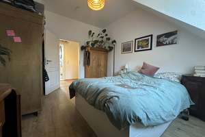 Lichtdurchflutete, Dachrolläden, Dämmung, TL-Bad Dusche und Wanne – Die vollständige Adresse der Immobilie erhältst du vom Anbieter., 76137 Südstadt, Karlsruhe – Vorschaubild 6