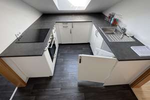 3-Zimmer-Wohnung Dachgeschoss Würzburg Dürrbachau Balkon möbliert – Die vollständige Adresse der Immobilie erhältst du vom Anbieter., 97080 Dürrbachtal, Würzburg – Vorschaubild 7