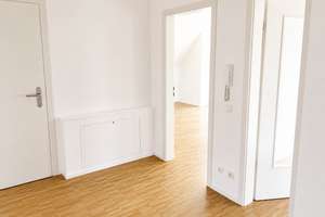 Lichtdurchflutete 3-Zimmer-Wohnung mit Balkon und Fußbodenheizung – Wachtelweg 29, 81925 Waldtrudering, München – Vorschaubild 10